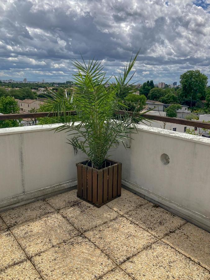 Proche Bordeaux Appartement 75 M2 Rooftop Bruges Exterior foto